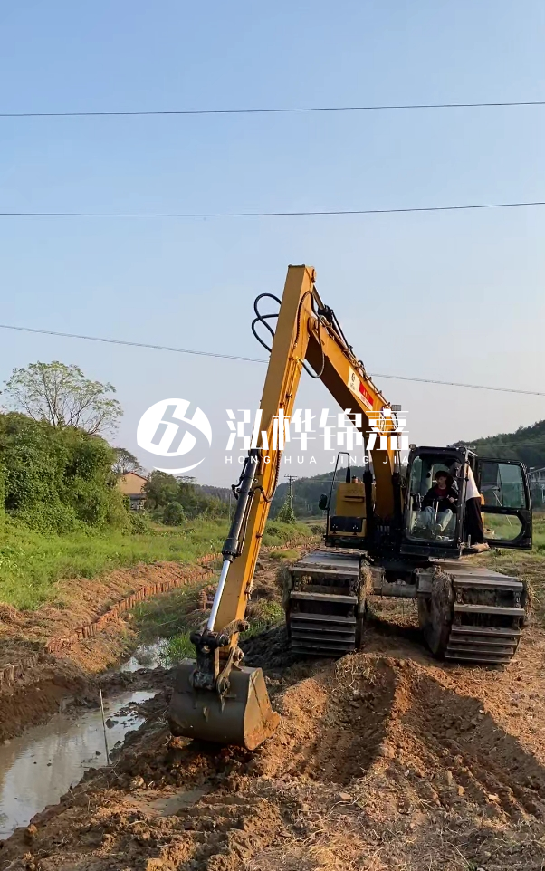 棗莊河道清淤專業(yè)施工-水挖機(jī)清淤能清理多深的淤泥？